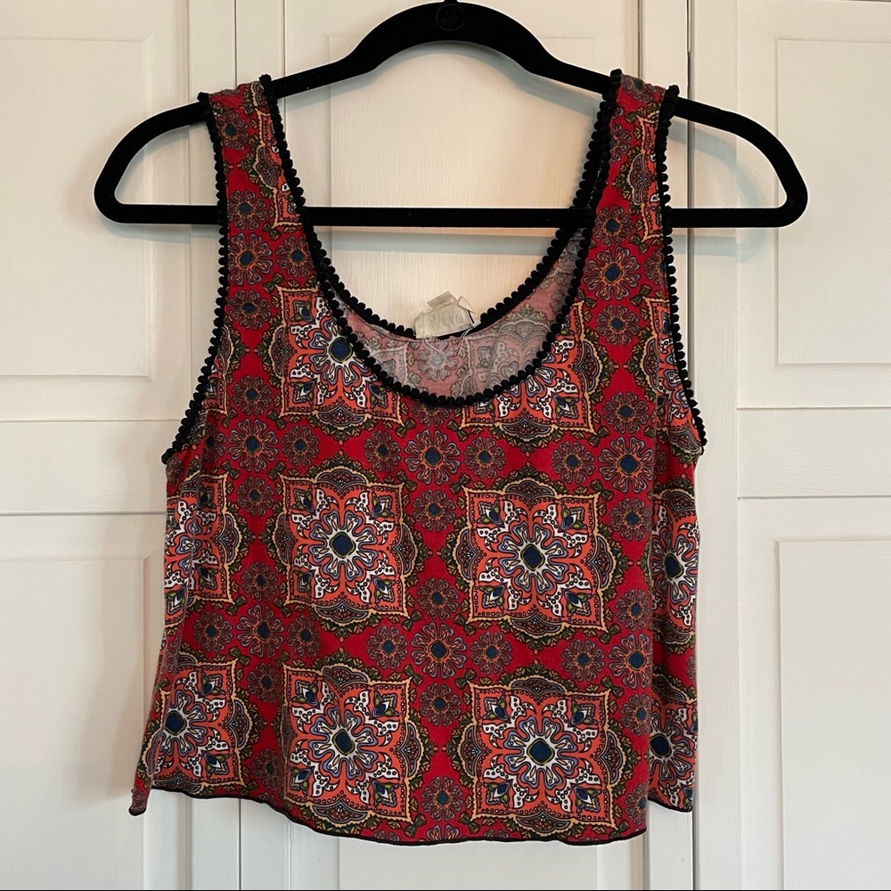 LA HEARTS CROP TANK